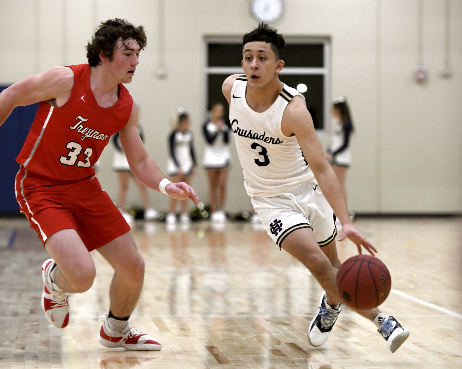 Heelan hosts Treynor boys basketball